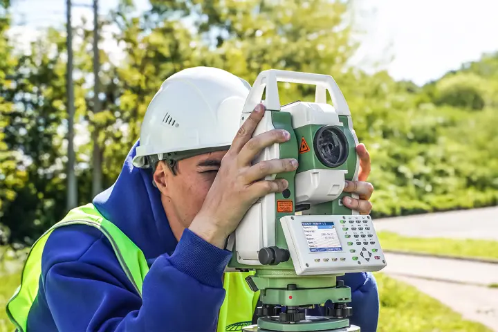 Как пользоваться тахеометром: подробная инструкция и советы по работе