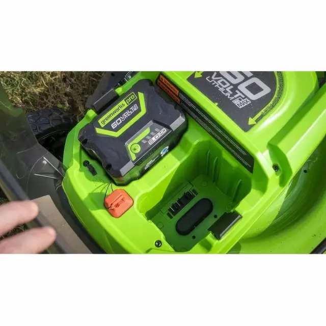 Greenworks GD60LM51SP бесщеточная, 60V с АКБ 5 Ач + ЗУ 2А - аккумуляторная газонокосилка