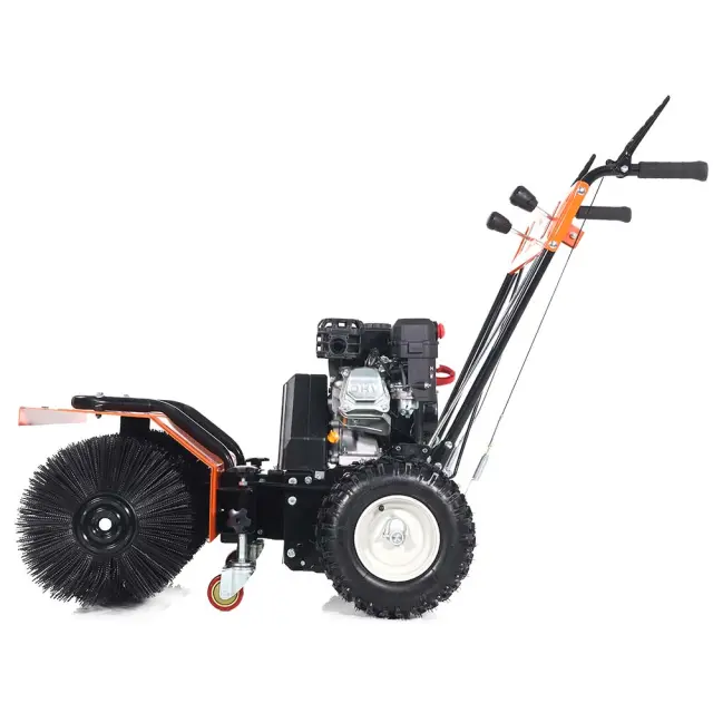 YARD FOX 600SL - бензиновая самоходная подметальная машина