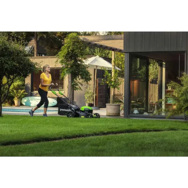 Greenworks GD40LM46SPK5 бесщеточная, 40V с АКБ 5 Ач + ЗУ 2А