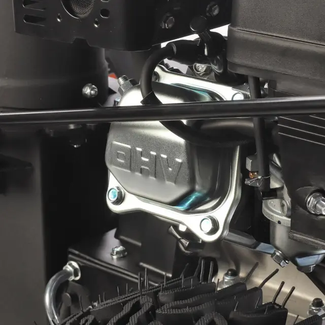 Patriot PS 601 E - снегоуборщик бензиновый самоходный