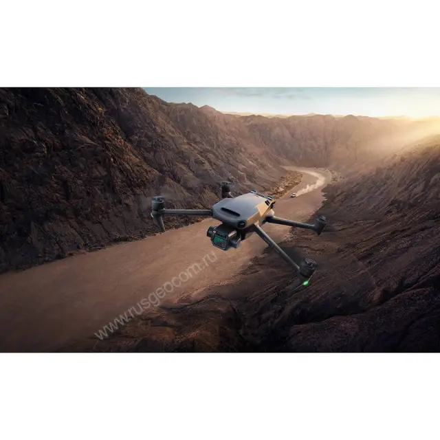 дрон DJI Mavic 3 Cine Premium Combo