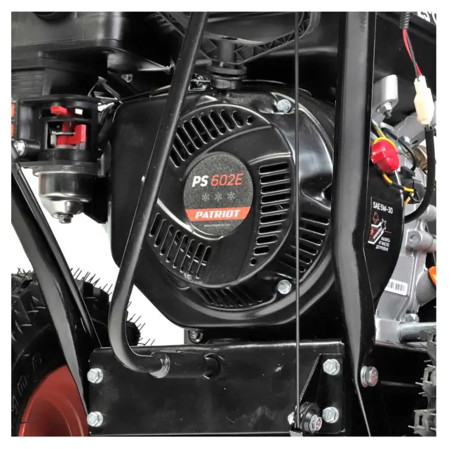 Снегоуборочный трактор Patriot PS 602 E