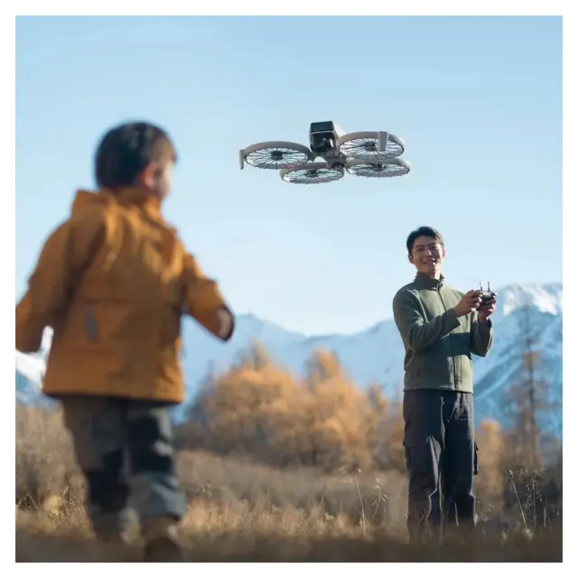 DJI Flip Fly More Combo (RC 2) - квадрокоптер