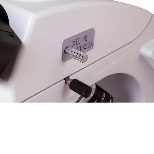 Цифровой микроскоп Levenhuk MED D45T LCD управление