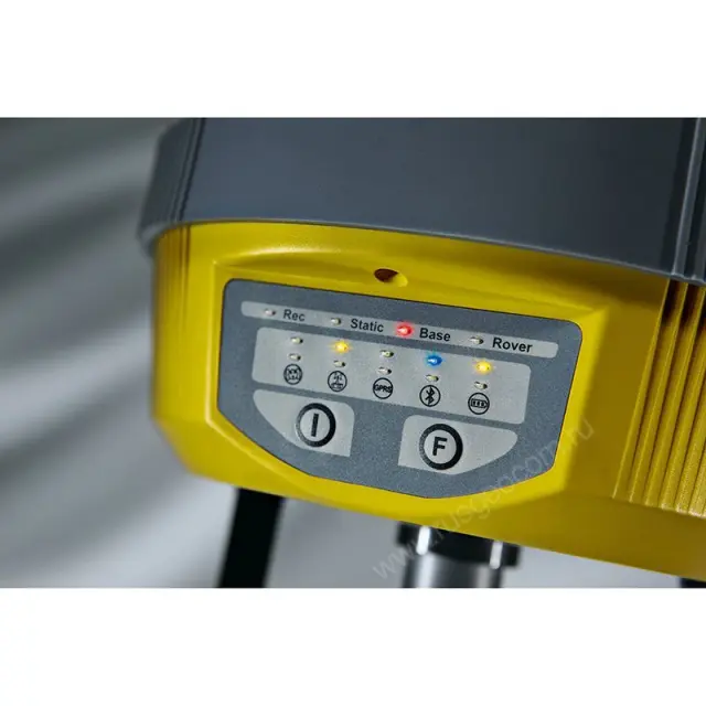 GPS приемник GeoMax Zenith10