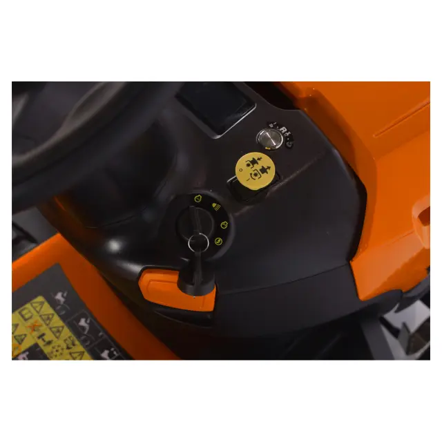 YARD FOX OPTIMA T 86 RBH - бензиновый трактор