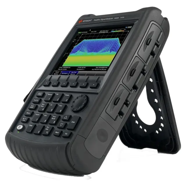 Keysight N9936B FieldFox - анализатор спектра
