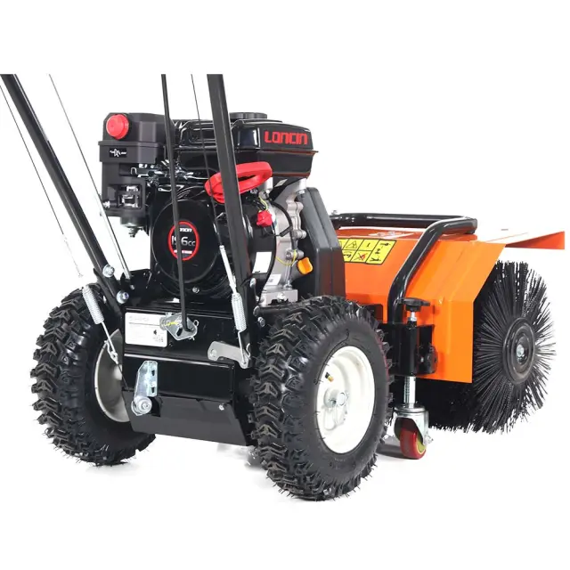 YARD FOX 600SL - бензиновая самоходная подметальная машина