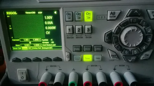 RIGOL DP832  - источник питания