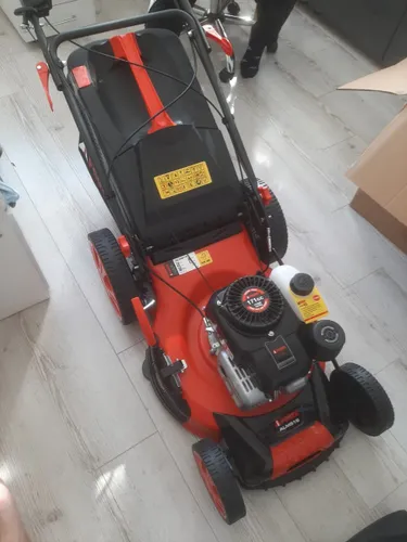 A-iPower ALM51S - бензиновая газонокосилка самоходная