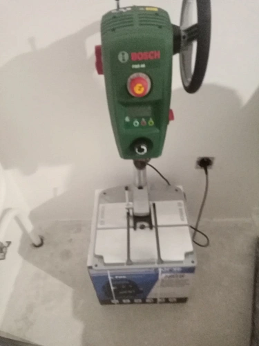 Bosch PBD 40 - вертикально-сверлильный станок