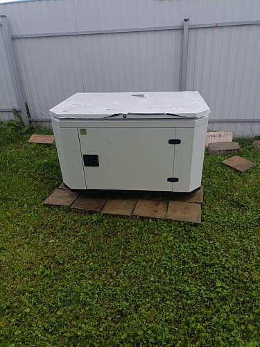 A-iPower A7000EAX в супертихом зимнем кожухе 1400SS RAL 7035 + блок автозапуска A-iPower 230 В, 50 А