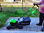 Greenworks GD40LM46SPK4 бесщеточная, 40V с АКБ 4 Ач + ЗУ 2А - аккумуляторная газонокосилка