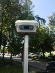 RGK SR1 с RGK SC100 и вехой RGK GLS 18 - комплект GNSS приемника